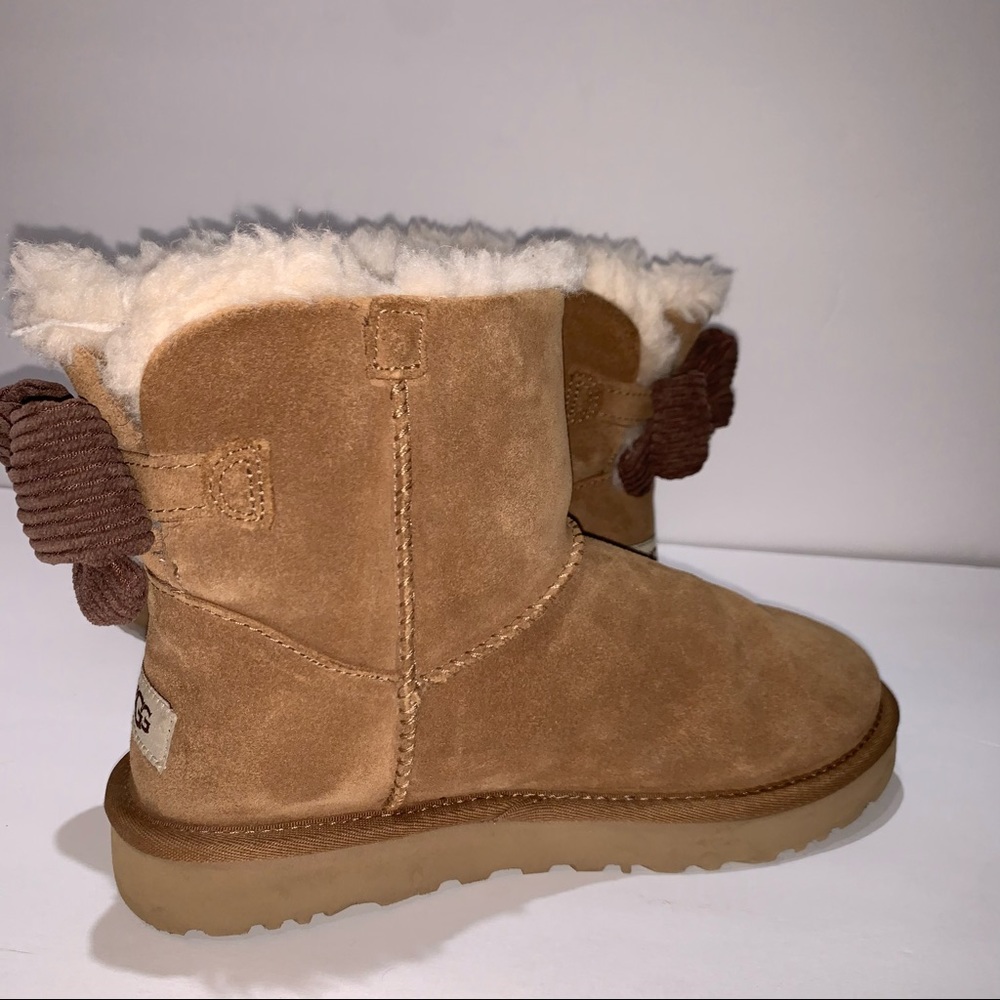 UGG Chestnut Suede Shearling Bow Winter Boots